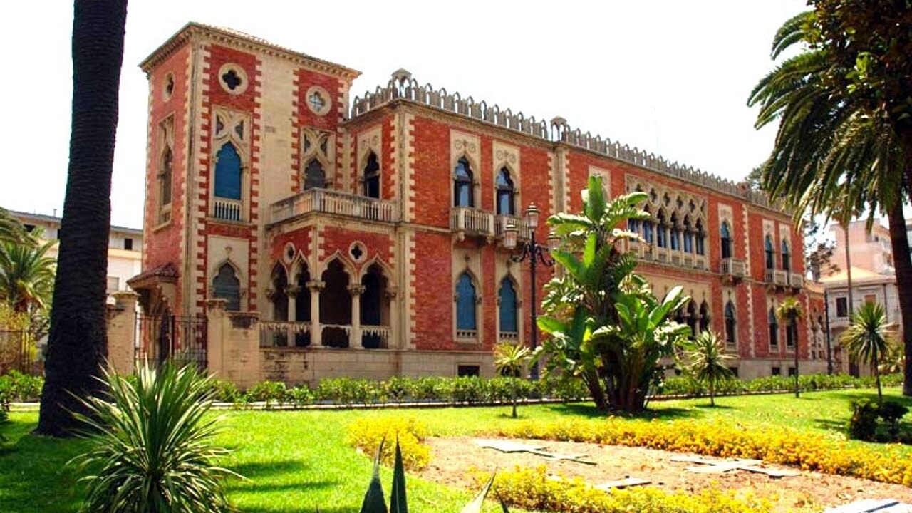 Villa Genoese Zerbi A Reggio Calabria E Come Nel Tempio Dell Alta