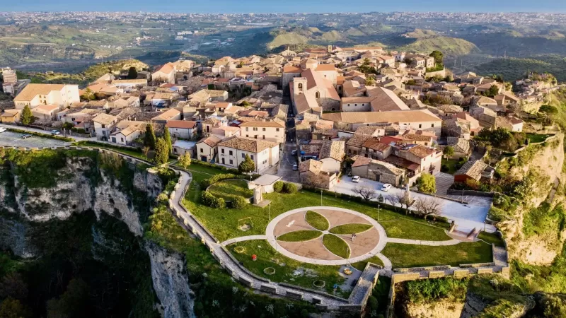 Le telecamere di Geo nuovamente sul borgo incantato di Gerace