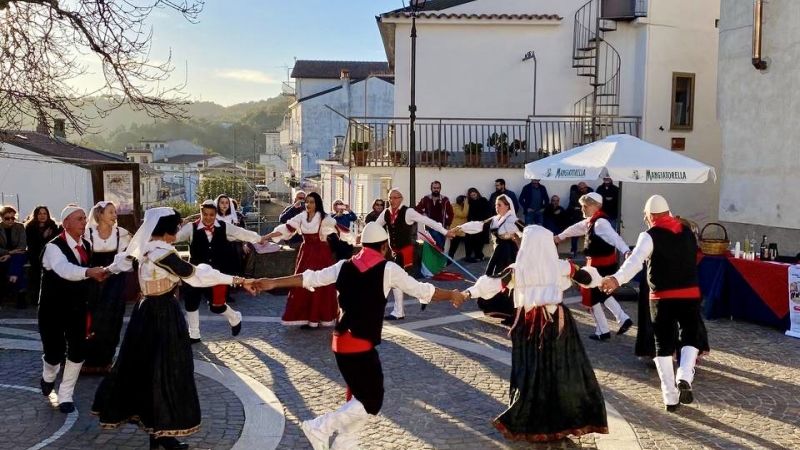 Mercatini di Natale in Arbëria, a Carfizzi nell’atmosfera di una lontana tradizione