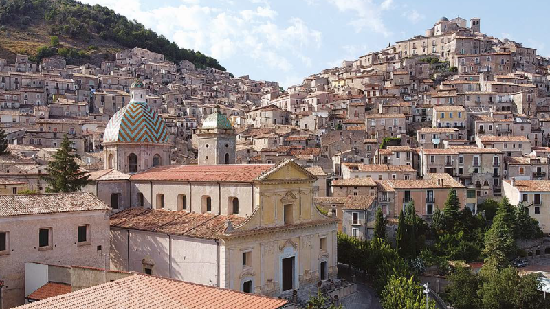 Morano Calabro, un presepe di pietra incorniciato dal Pollino