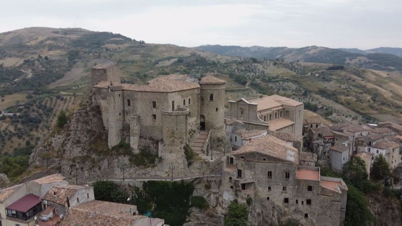 Un festival per la Calabria: l’Unione dei Borghi più Belli d’Italia a Oriolo e Rocca Imperiale