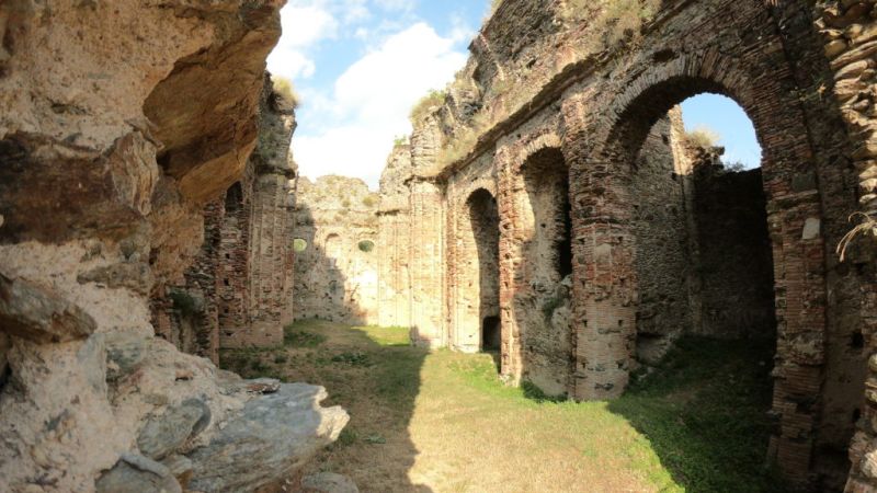 Parte il restauro della grande Abbazia di Corazzo (VIDEO)