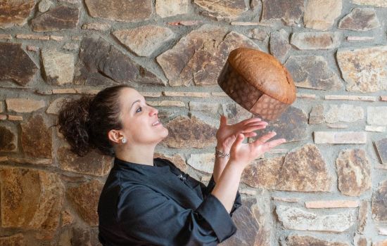 La pastry chef Denisia Congi soddisfatta del suo panettone mpigliato 4b8deb4f - Meraviglie di Calabria - 3