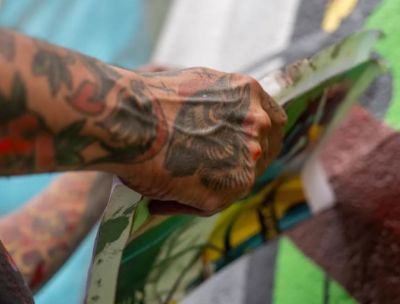 Murales Gulia urbana Crotone 1 5bc540eb - Home - 33 Crotone, con KRIU la street art internazionale che rigenera la città