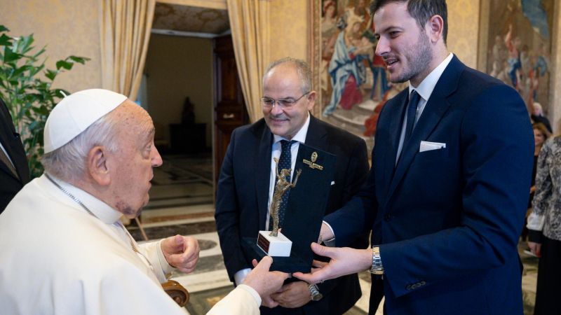 Roma, Michele e Antonio Affidato presentano l’arte orafa e scultura