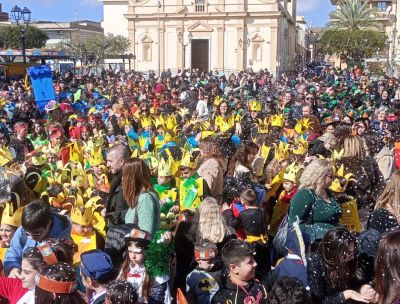 Piazza giovedi grasso 8153d85f - Home - 36 “Siderno in maschera” riporta in città l’allegria del Carnevale