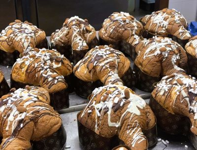 colomba lorenzo fortuna 1 92052337 - Home - 38 Le colombe dolci di Lorenzo Fortuna, quest’anno anche una limited edition