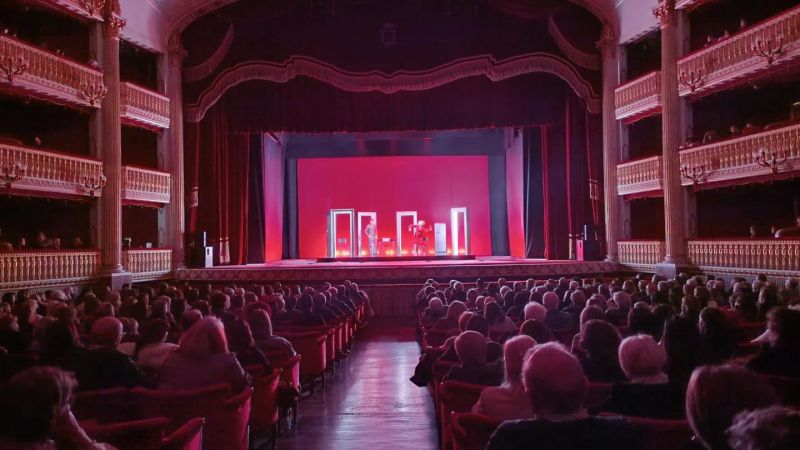 Teatro Rendano, nuova stagione de L’Altro Teatro