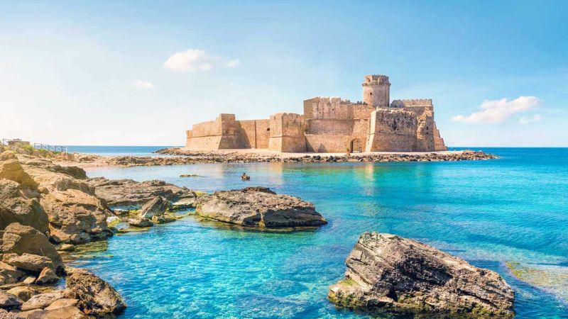 Le Castella candidata a “I borghi più belli d’Italia”