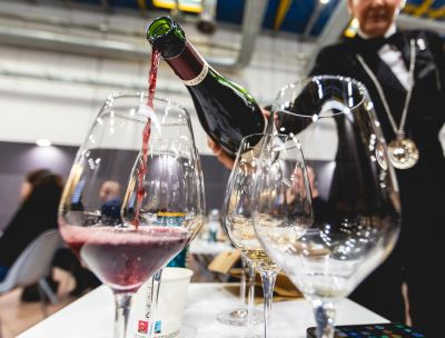 Vino SlowWine25 MichelePurin a b77a3fe8 - Home - 35 Slow Wine Fair, ‘Pollino Enoico’ corre per il premio Terroir e Spirito Slow