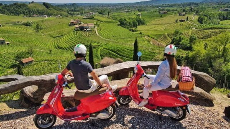 Vesplora Tour, il viaggio in Calabria con le ali sotto i piedi