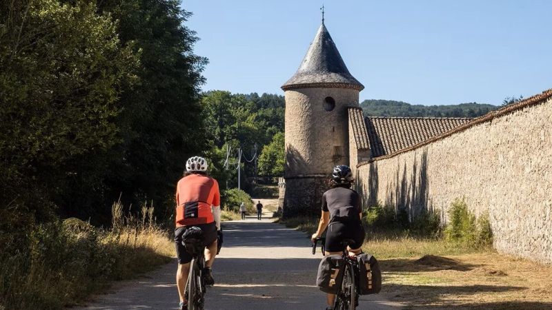 Cicloturismo nelle aree protette, il Parco delle Serre si dota di una stazione di Bike Sharing