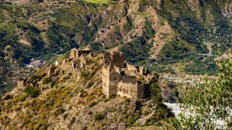 Amendolea, il borgo medievale sulle tracce dei Greci e dei Normanni [FOTO]