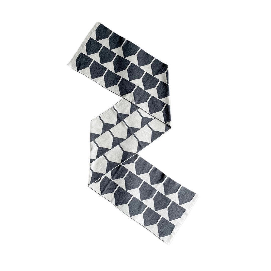 Sciarpa Archetipo Wool Solid Grey dac4f613 - Home - 21 Acquista online Sciarpa Archetipo Wool Solid Grey – Lanificio Leo