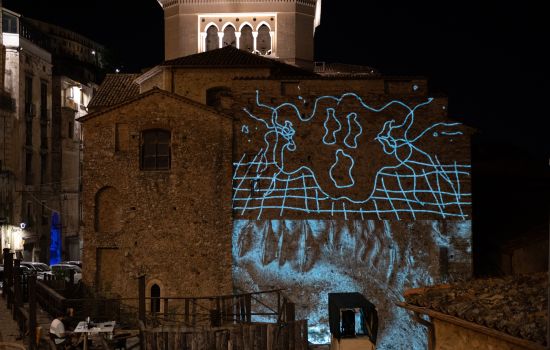 Linstallazione Astral Machines tenutasi a lugliosulla facciata posteriore del Duomo di Cosenza 2 f6181185 - Meraviglie di Calabria - 5