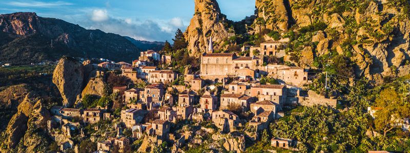 Pentedattilo fb2253c6 - Home - 34 Pentedattilo borgo fantasma? Ma anche no