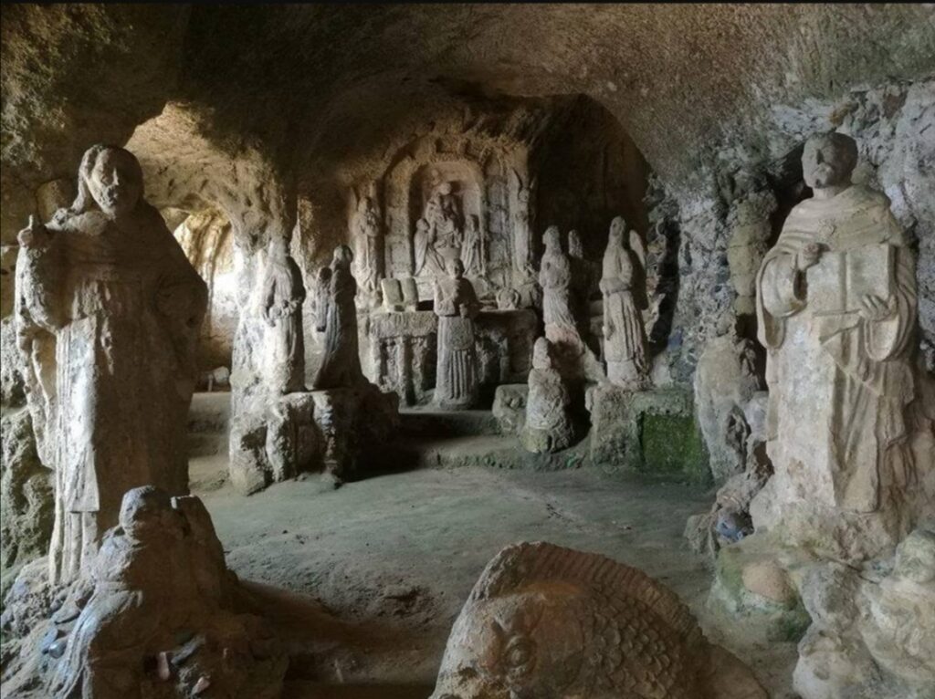 chiesa di piedigrotta 2 - Meraviglie di Calabria - 26