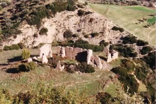 Ruderi Del Convento Agostiniano Villa Grazia xvi Sec. Comune - Meraviglie di Calabria - 12