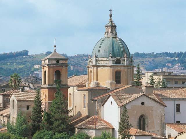 chiesa di San Domenico a Cosenza veduTa cupola 1 - Meraviglie di Calabria - 10