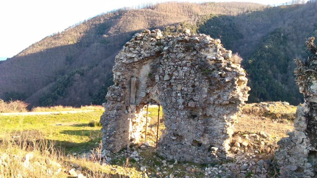 Ruderi sant angelo in frigillo - Meraviglie di Calabria - 8