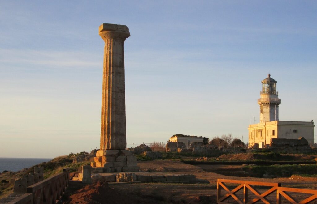capo colonna parco archeologico faro - Meraviglie di Calabria - 8