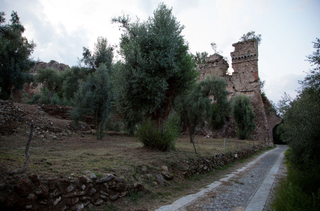 Galleria4 Oppido Mamertina - Meraviglie di Calabria - 12