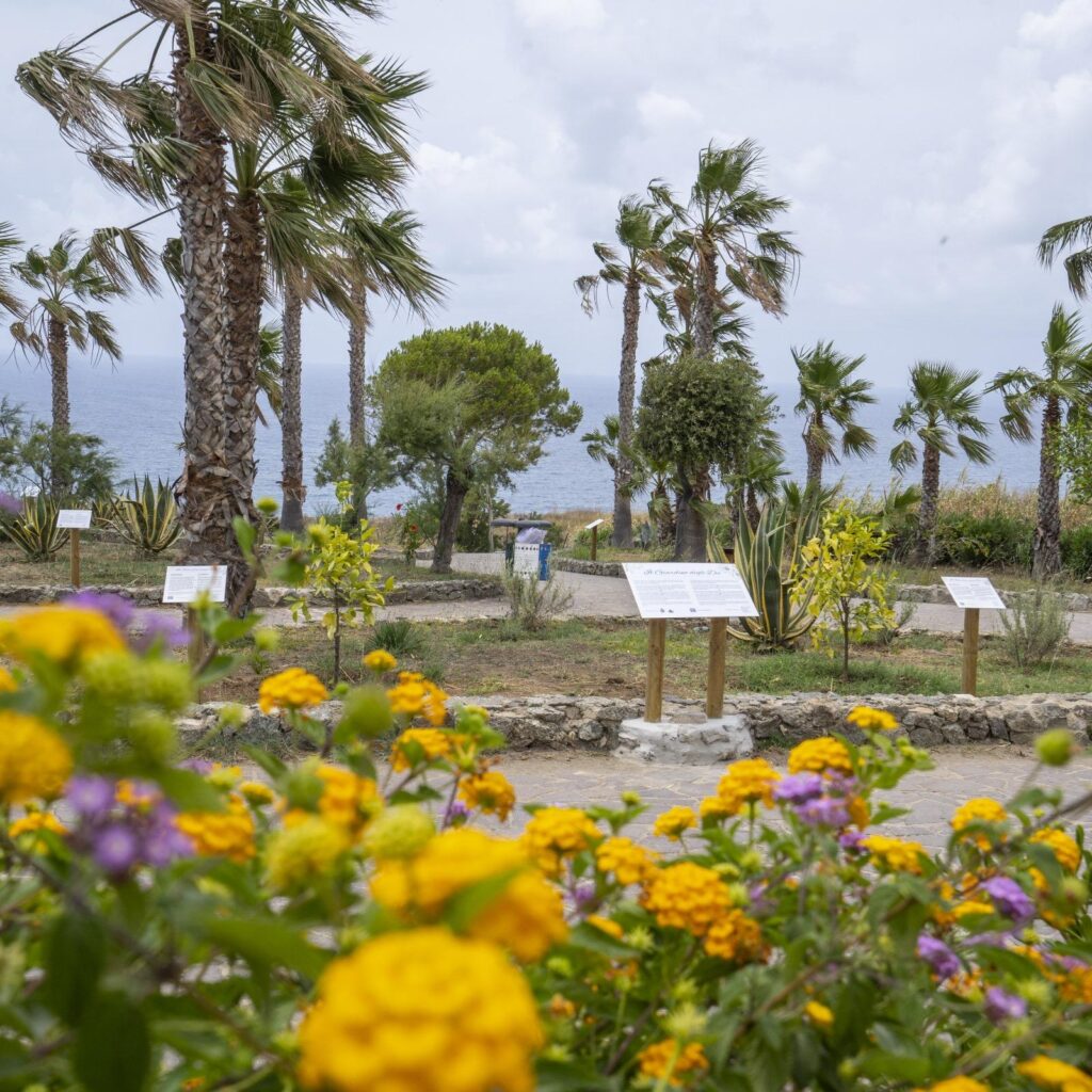 giardino degli dei giugno - Meraviglie di Calabria - 2