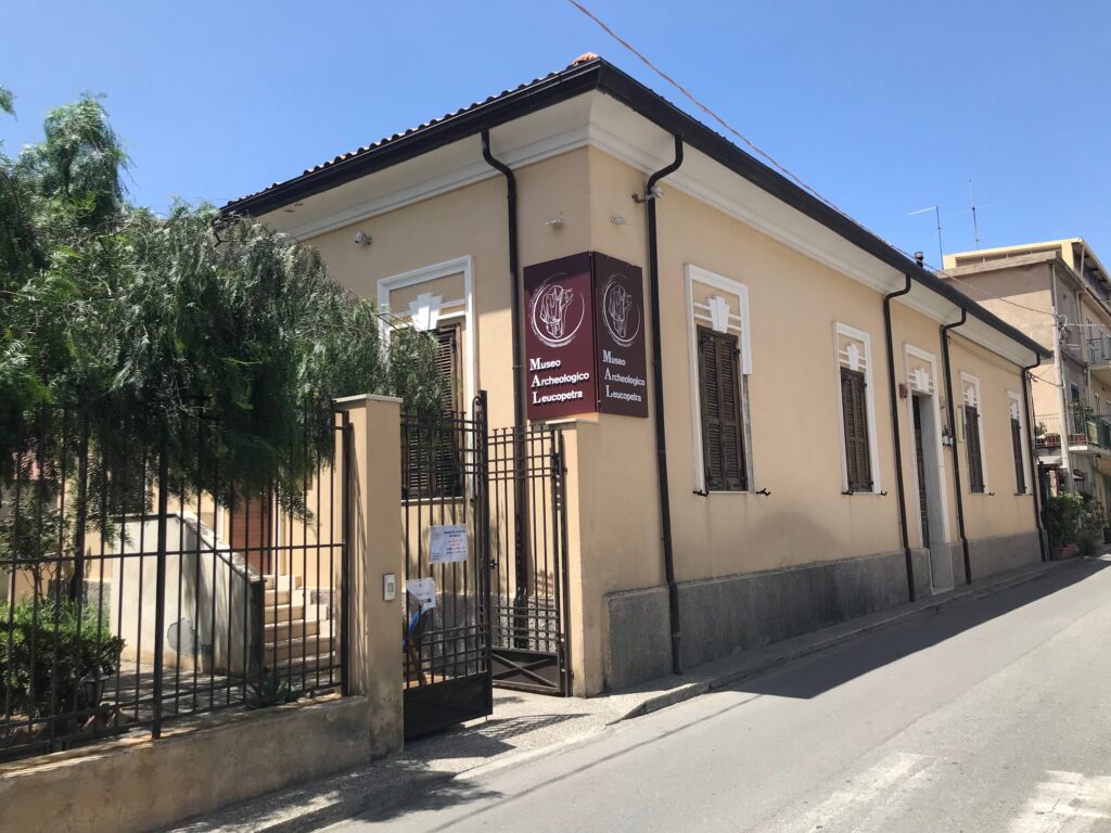 museo Leucopetra Lazzaro esterno - Meraviglie di Calabria - 4