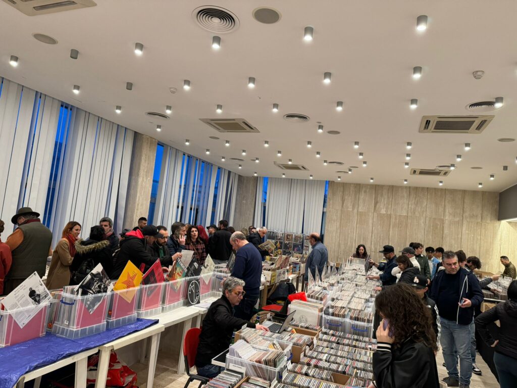 vinyl market 2 - Meraviglie di Calabria - 4