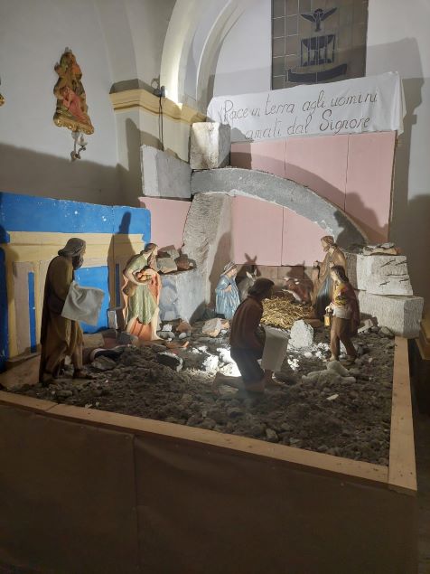 presepe fatto con le macerie a decollatura - Meraviglie di Calabria - 2