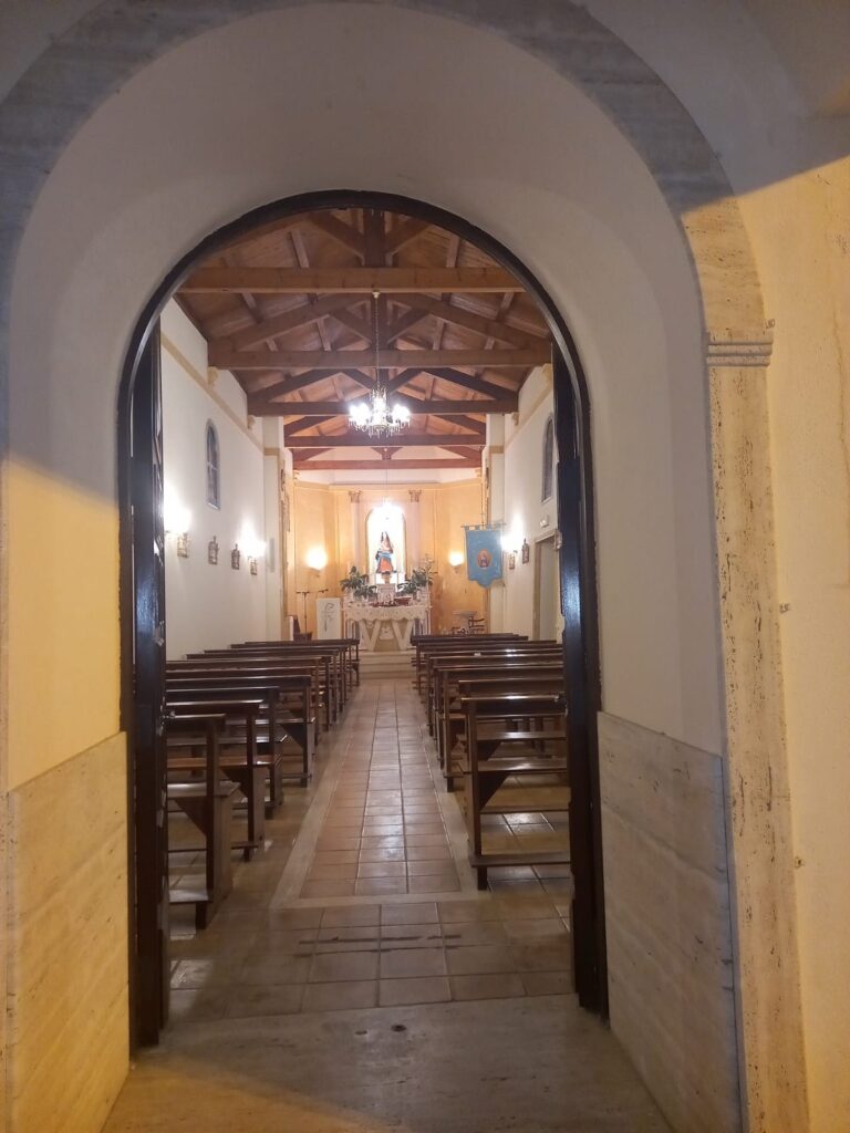 Santuario Maria SS.della Rocca tra Settingiano e Tiriolo CZ fonte portale I Luoghi del Cuore 1 - Meraviglie di Calabria - 10