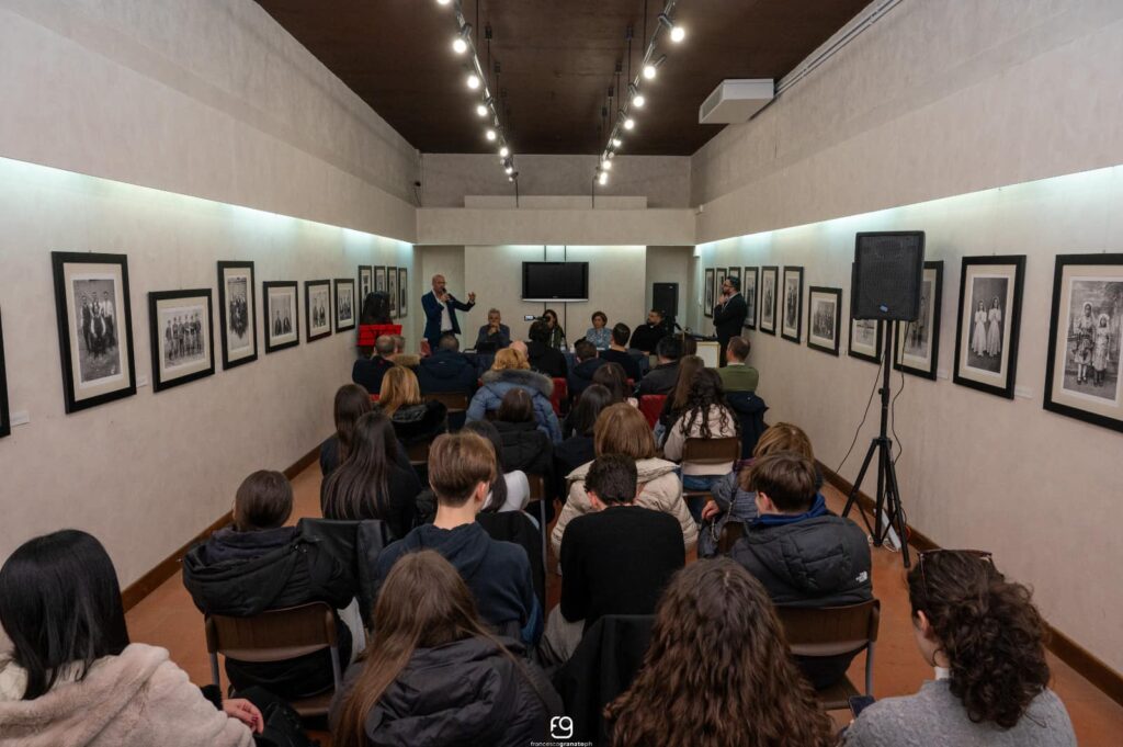 I sogni attraversano il mare mostra Giuseppe Pipita 1 - Meraviglie di Calabria - 14